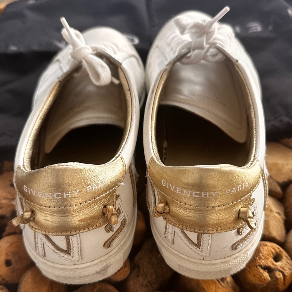 Givenchy Women White and Gold Leather Sneakers Size 40 - Picture 3 of 12